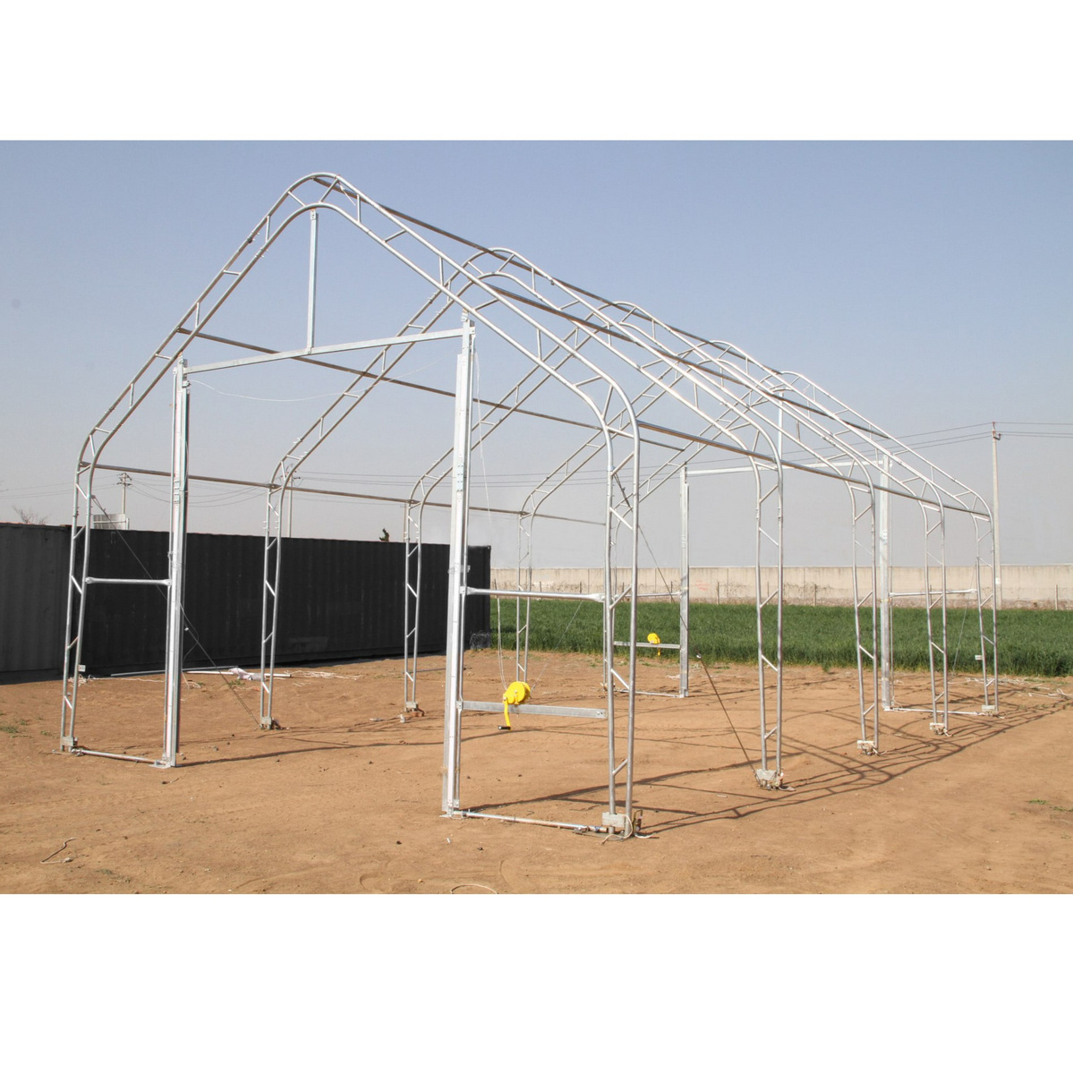 Pressuhalli (9,76 x 6,1 x 4,88 m), Ranch