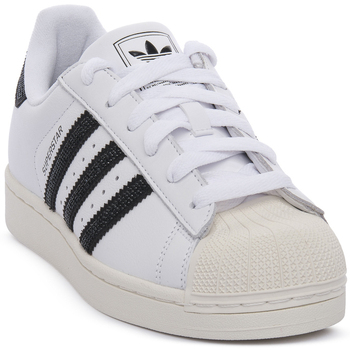 ADIDAS ORIGINALS Matalavartiset tennarit 'Superstar II' musta / valkoinen