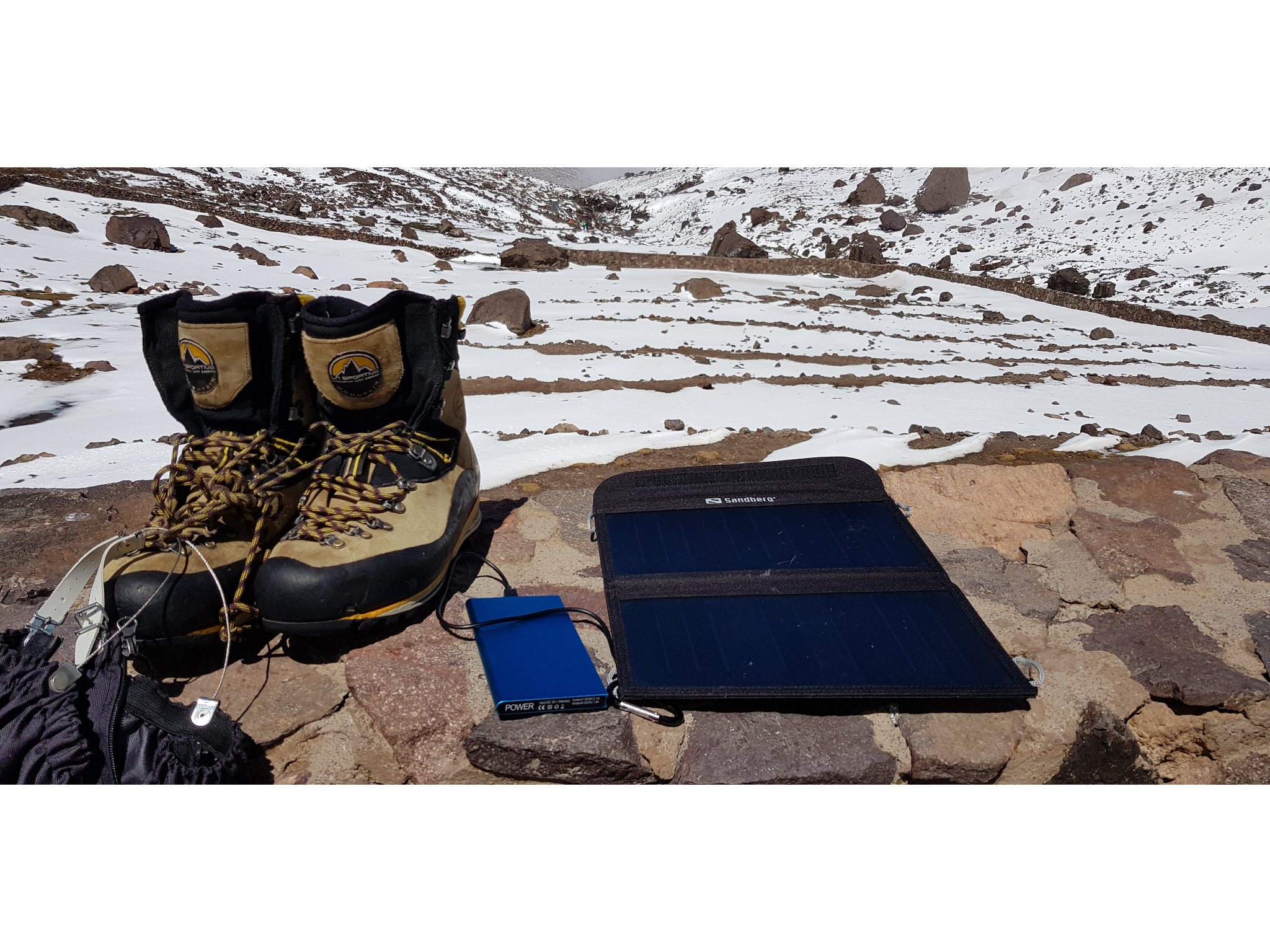 Sandberg Solar Charger 13w 2xusb Black Keltainen, Musta