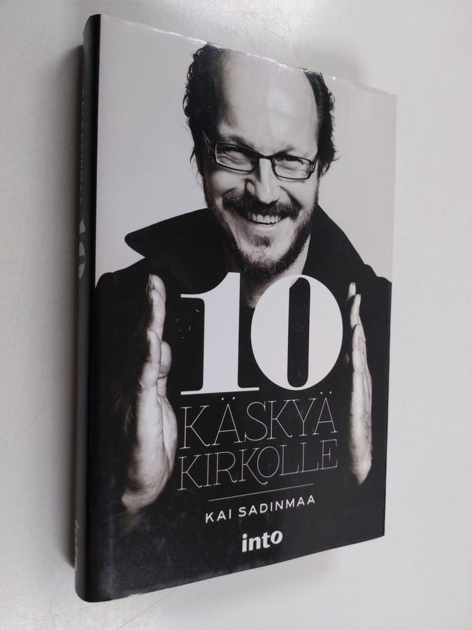 Kai Sadinmaa : 10 käskyä kirkolle