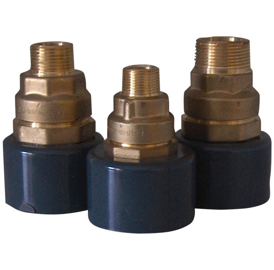 Seinäliitin 32mm x 3/4 - 63mm:n sisääntulokulmalle. Isiflo