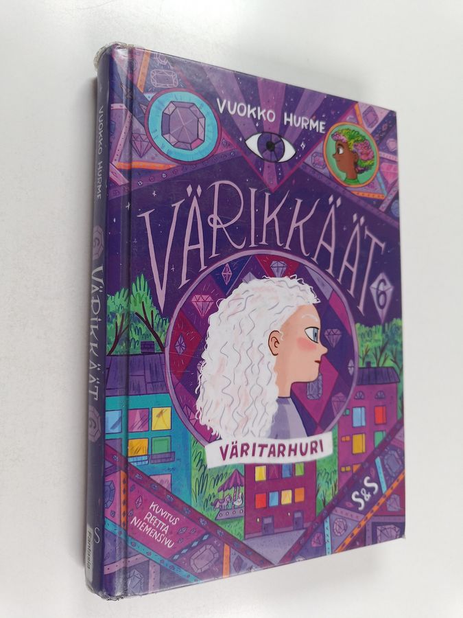 Värikkäät 6