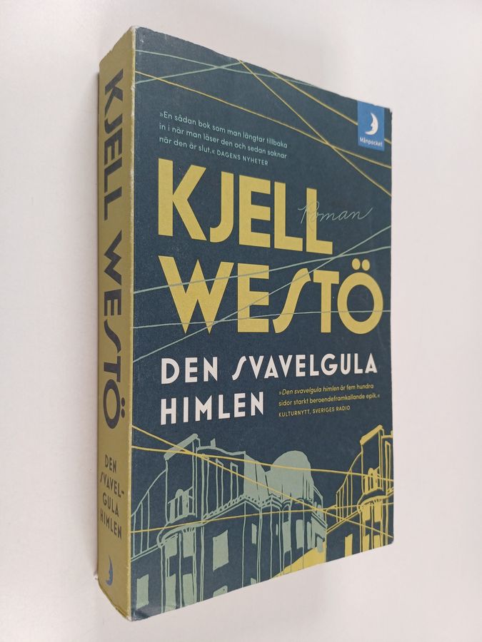 Den svavelgula himlen