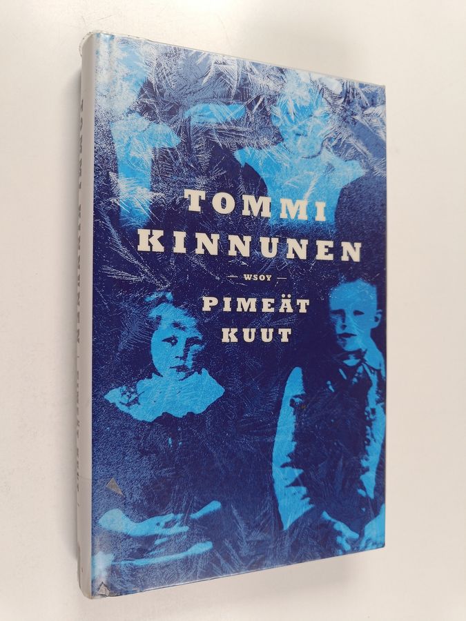 Pimeät kuut