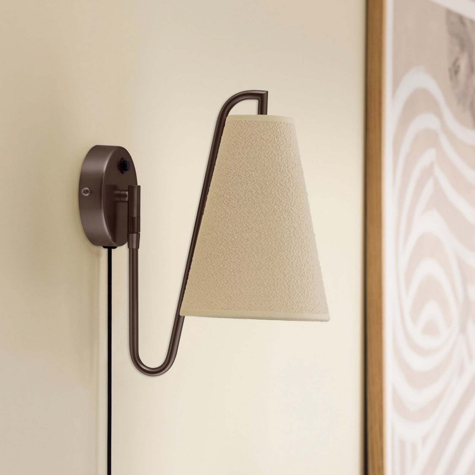 Lou seinälamppu pronssi/valkoinen Ø 14 cm pistoke - Globen Lighting - Olohuone - Design - Kangas / tekstiili - Yksilamppuinen