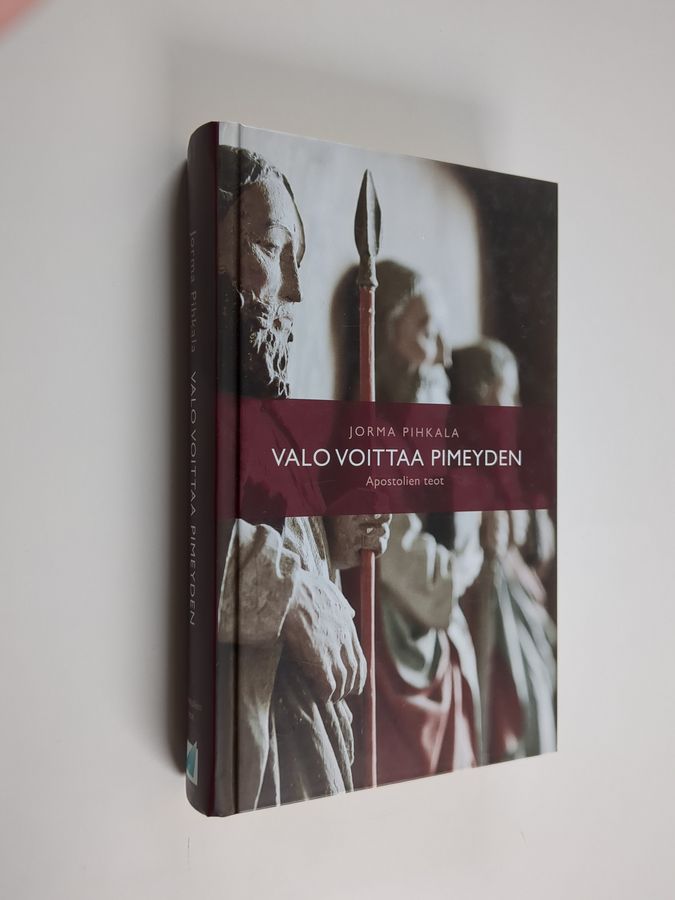Valo voittaa pimeyden