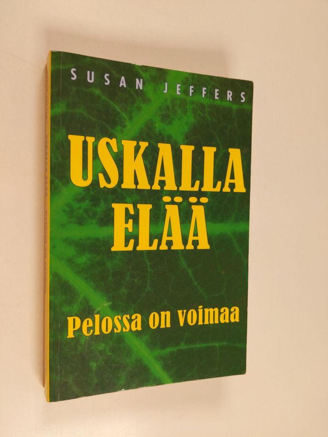 Uskalla elää