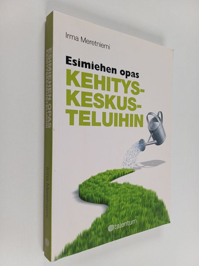 Esimiehen opas kehityskeskusteluihin