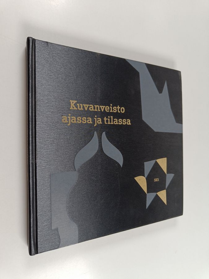 Kuvanveisto ajassa ja tilassa