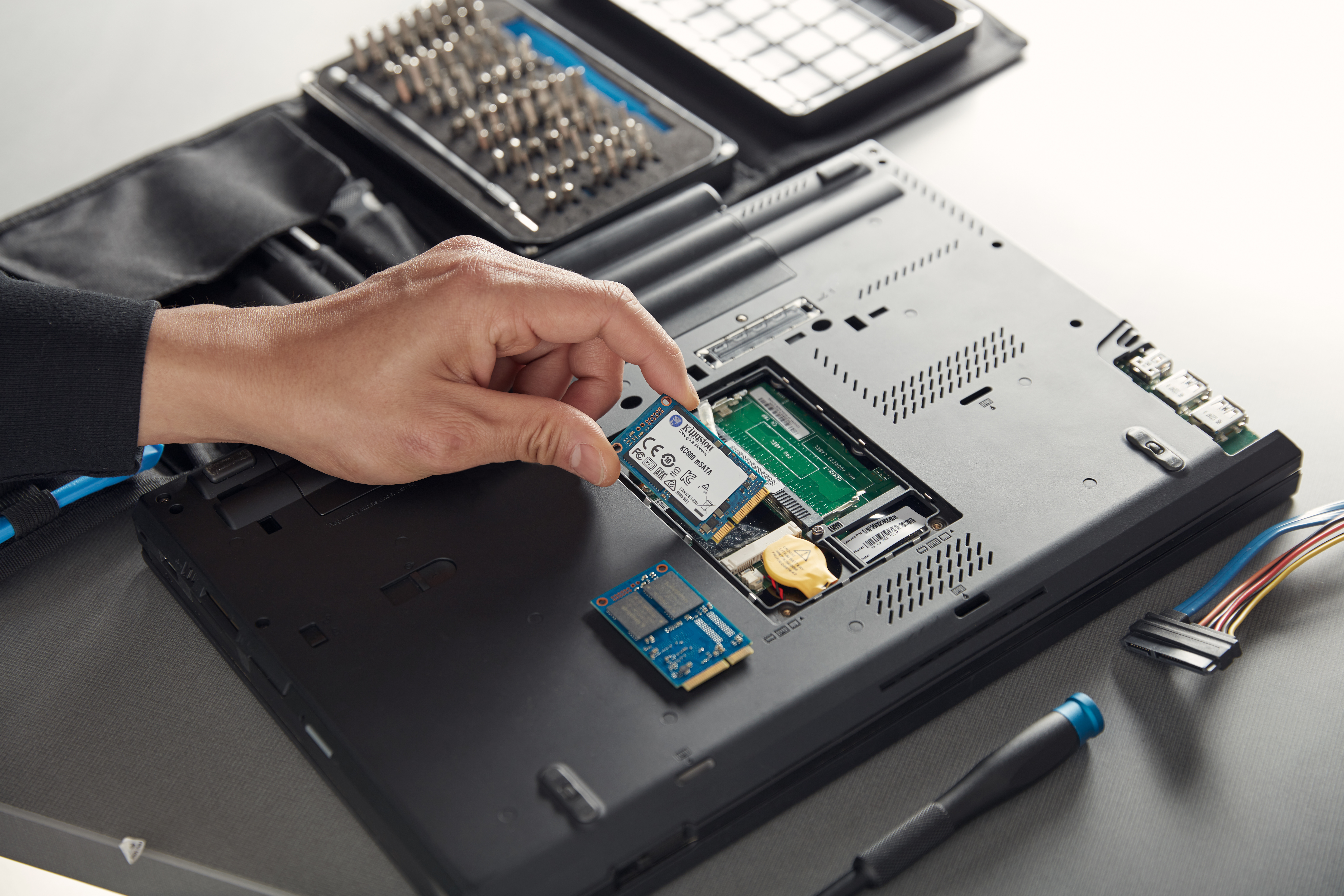 Kingston 512G KC600 SSD - mSATA 2.5"