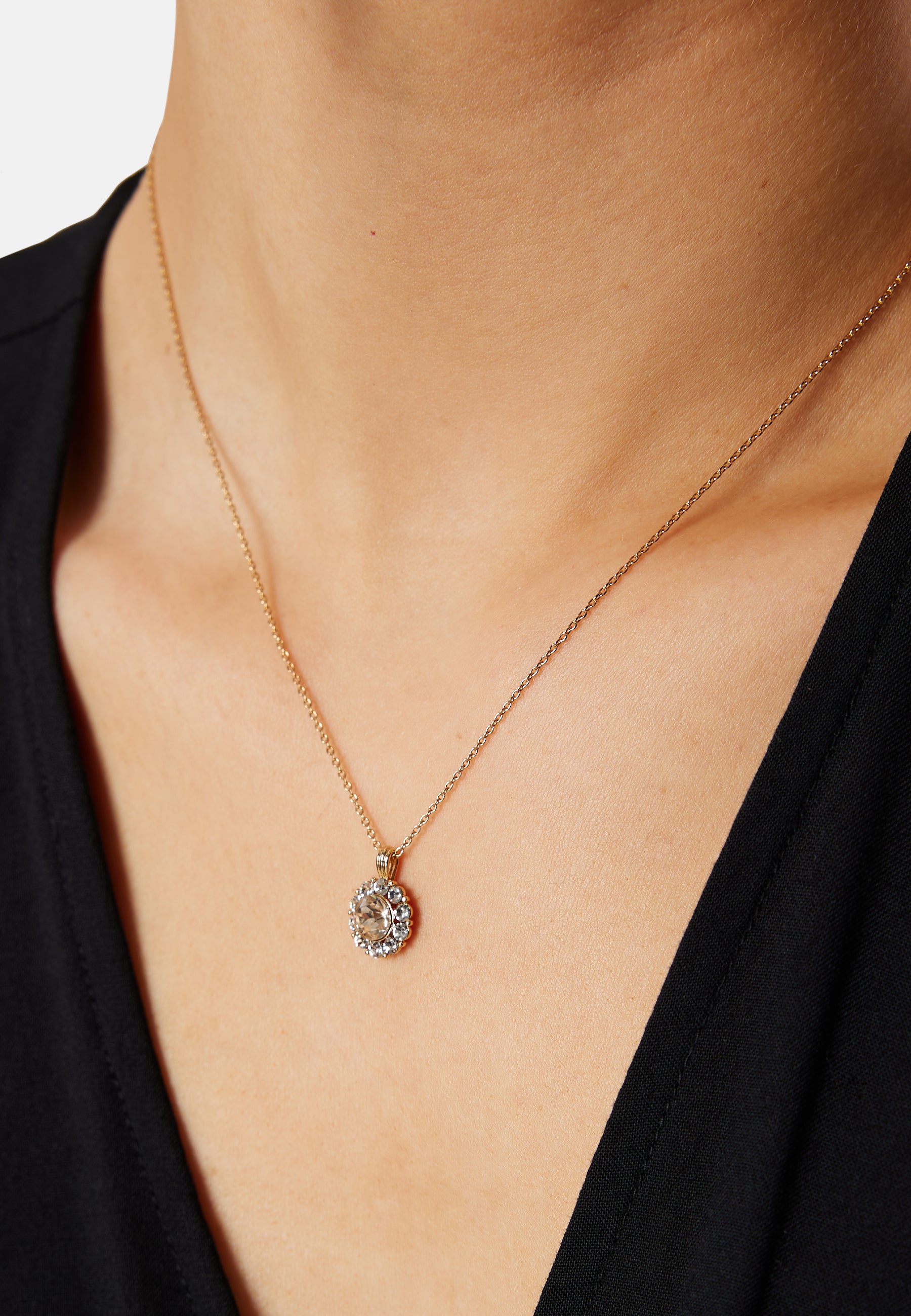 Sofia necklace light silk