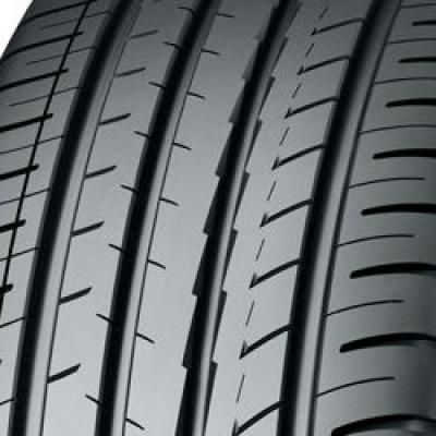 Yokohama BluEarth-GT (AE51) ( 215/40 R18 89W XL BluEarth, RPB )