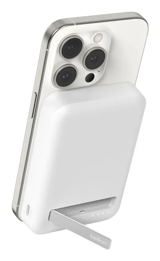 Belkin BoostCharge Pro Magnetic with Qi2 8000mAh, 15W -varavirtalähde, Valkoinen