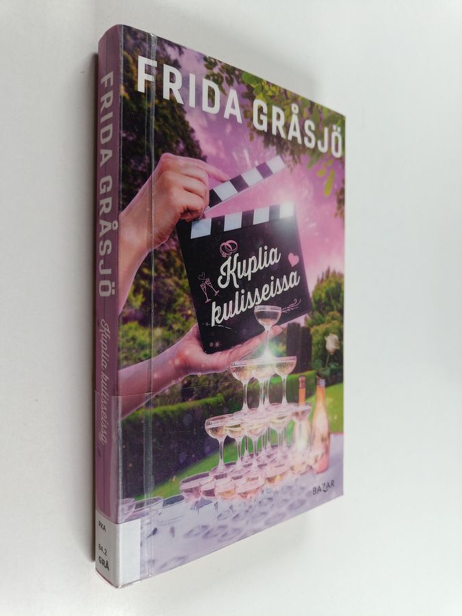 Kuplia kulisseissa