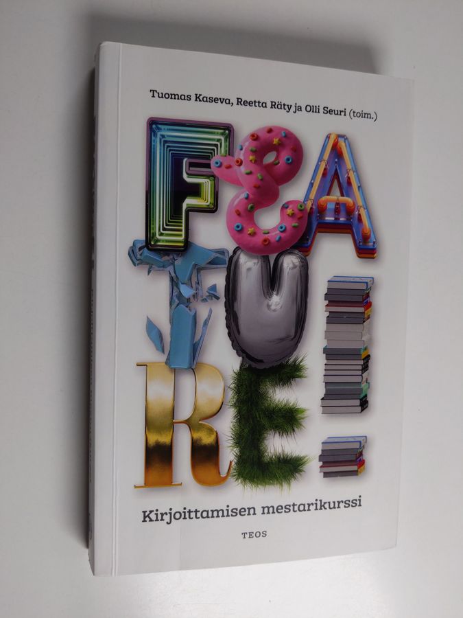Feature! Kirjoittamisen mestarikurssi