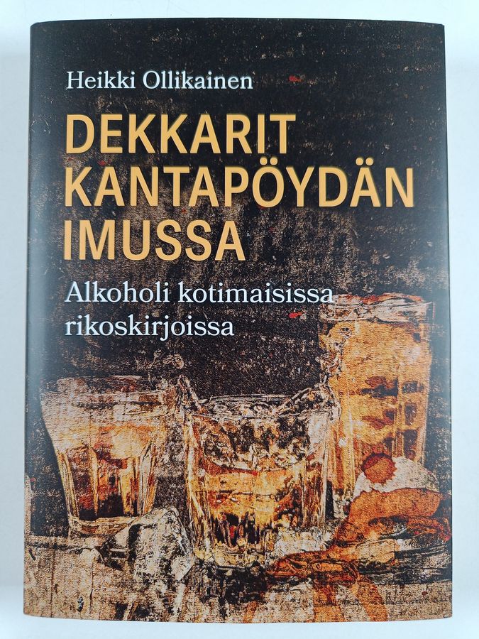 Dekkarit kantapöydän imussa