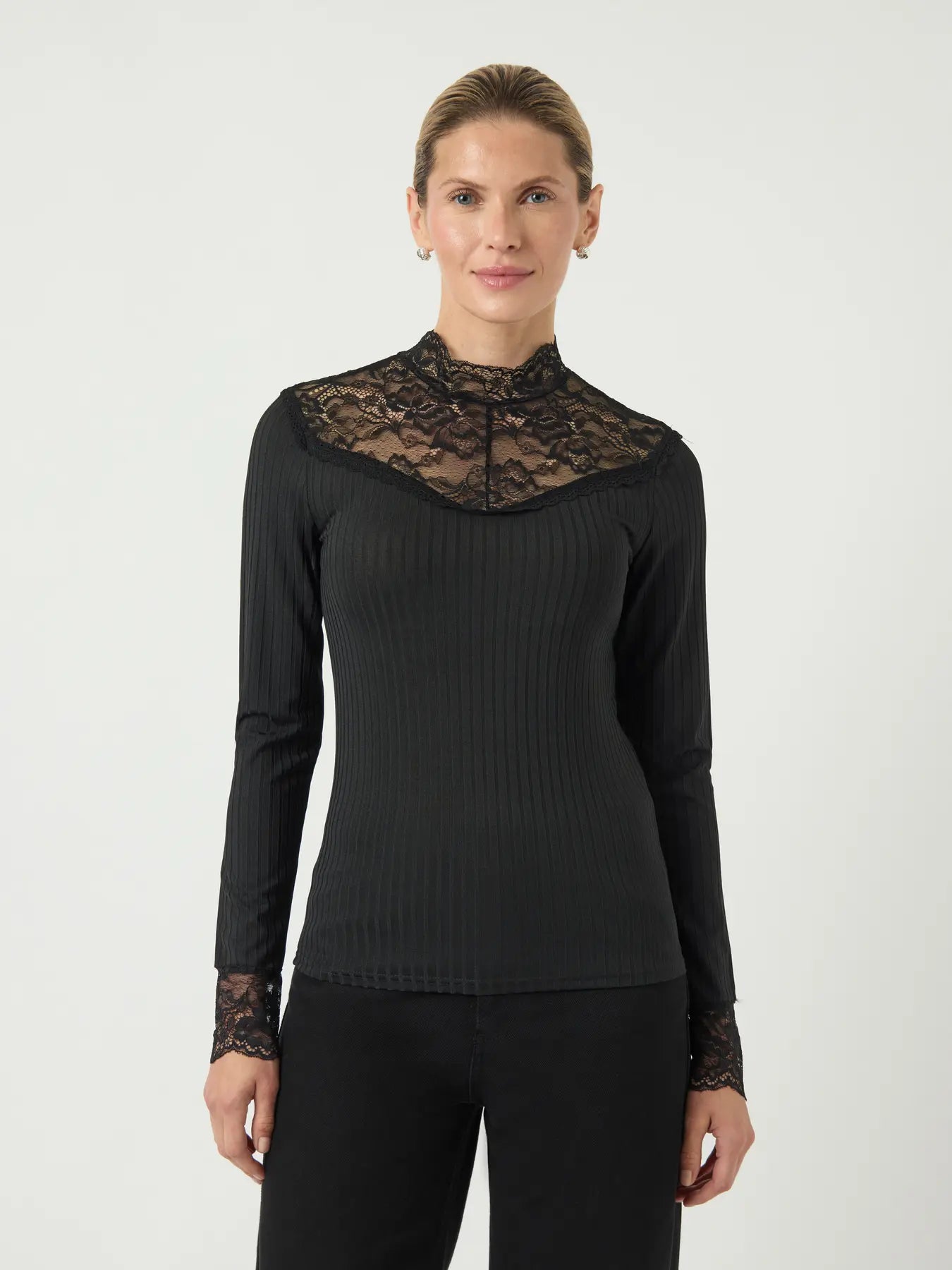 Y.A.S pusero, YASBLACE LS TOP Black