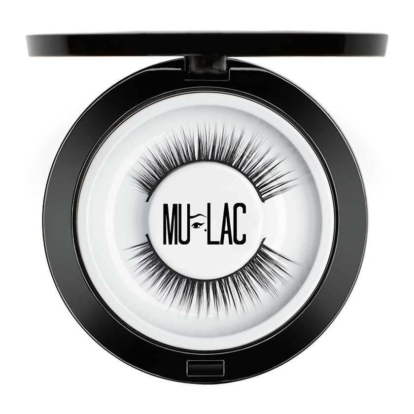 Mulac Cosmetics Tyttö naapurissa