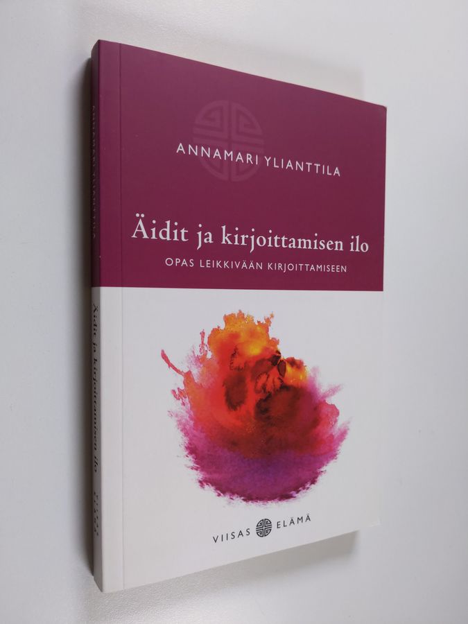 Äidit ja kirjoittamisen ilo