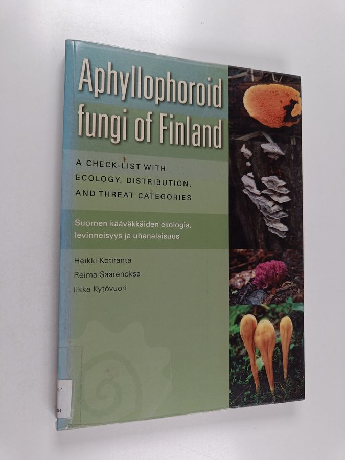 Aphyllophoroid fungi of Finland