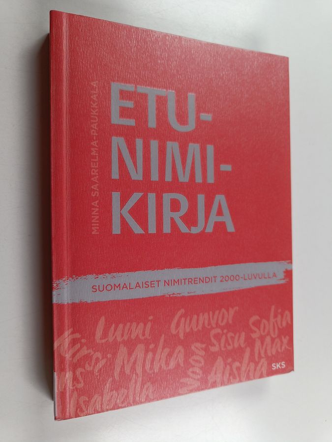 Etunimikirja