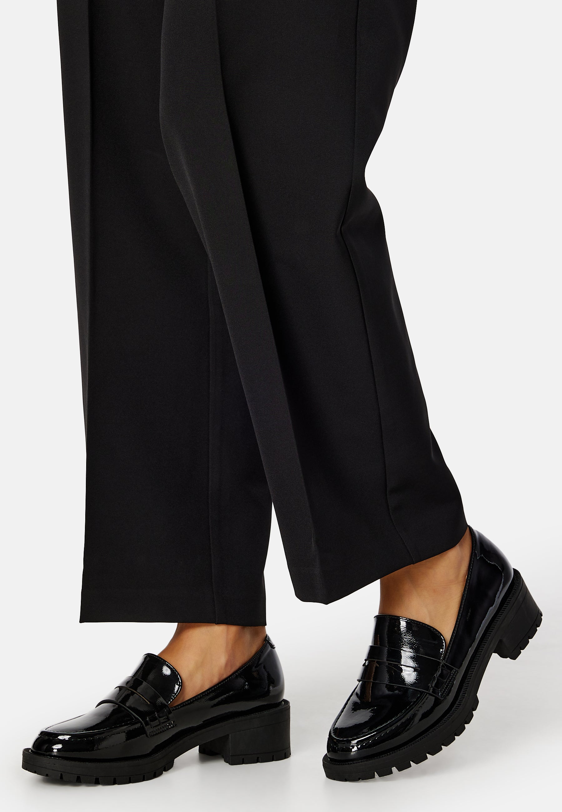 Bianco Loafer 'PEARL' musta