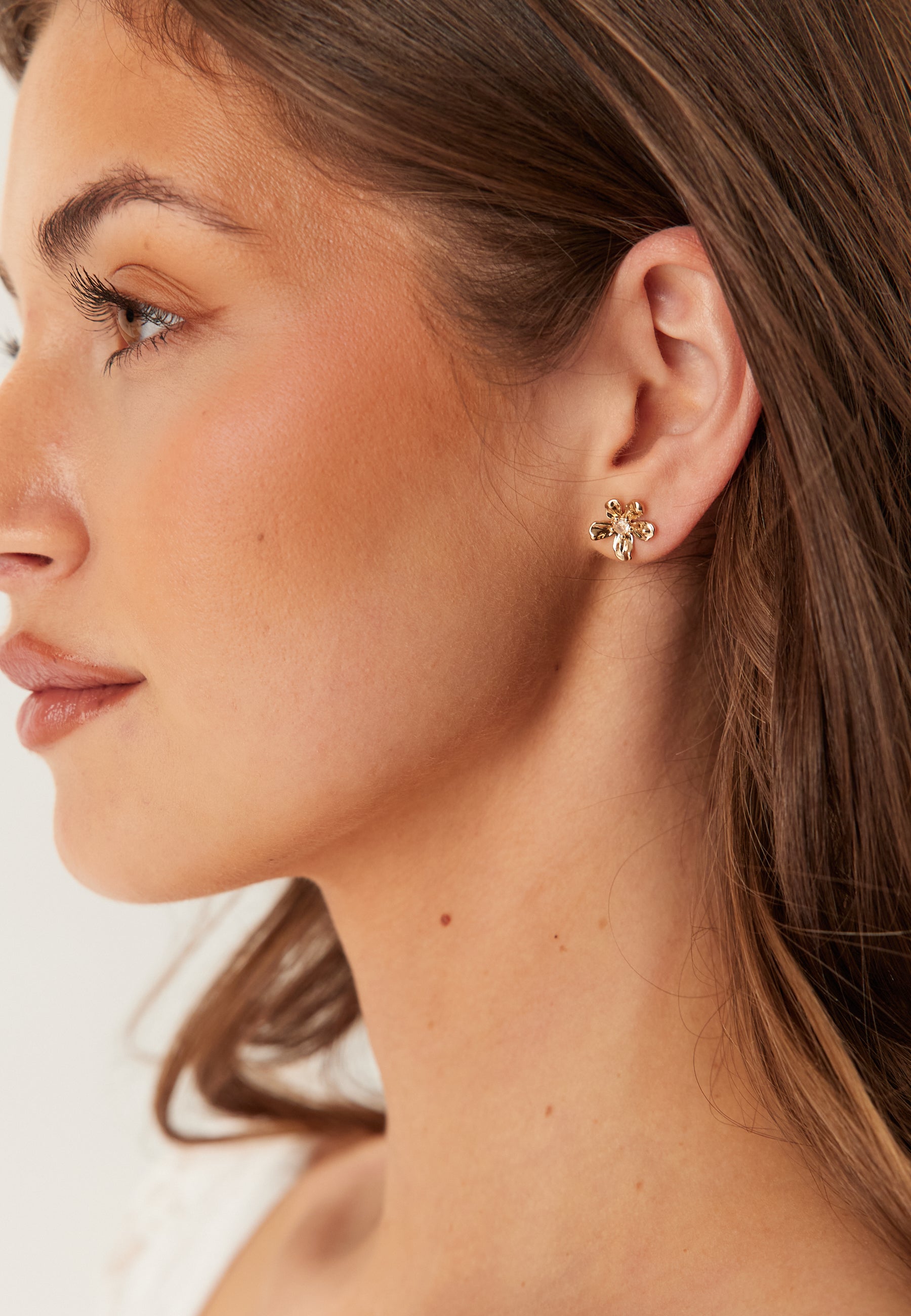 Lily and Rose Petite Eponine Stud Earrings Gold