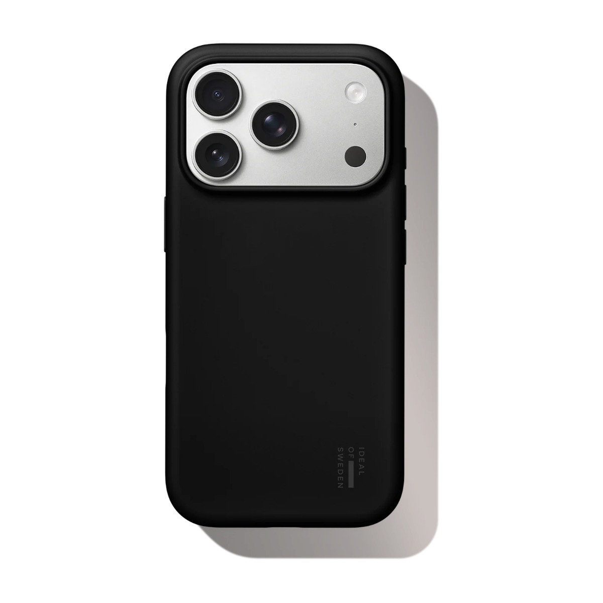 iDeal of Sweden Silicone Case MagSafe iPhone 17 Pro Max