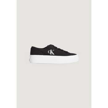 Calvin Klein Matalavartiset tennarit 'Flatform' musta / valkoinen