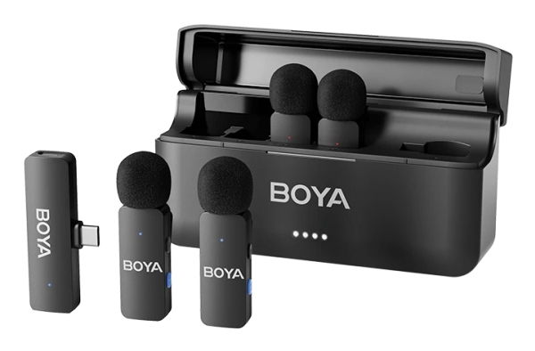 BOYA BY-V4U, USB-C, kondensaattori -langaton solmiomikrofoni (sis. 4 lähetintä + 1 vastaanotin + kotelo), musta