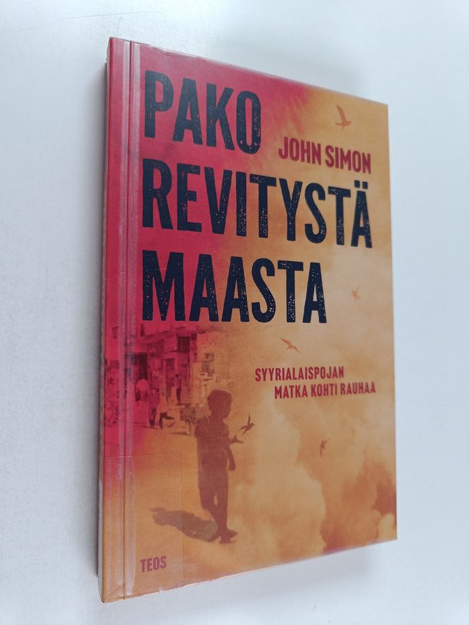 Pako revitystä maasta