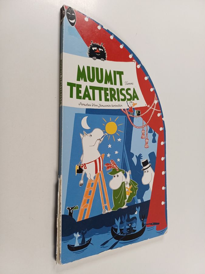 Muumit teatterissa