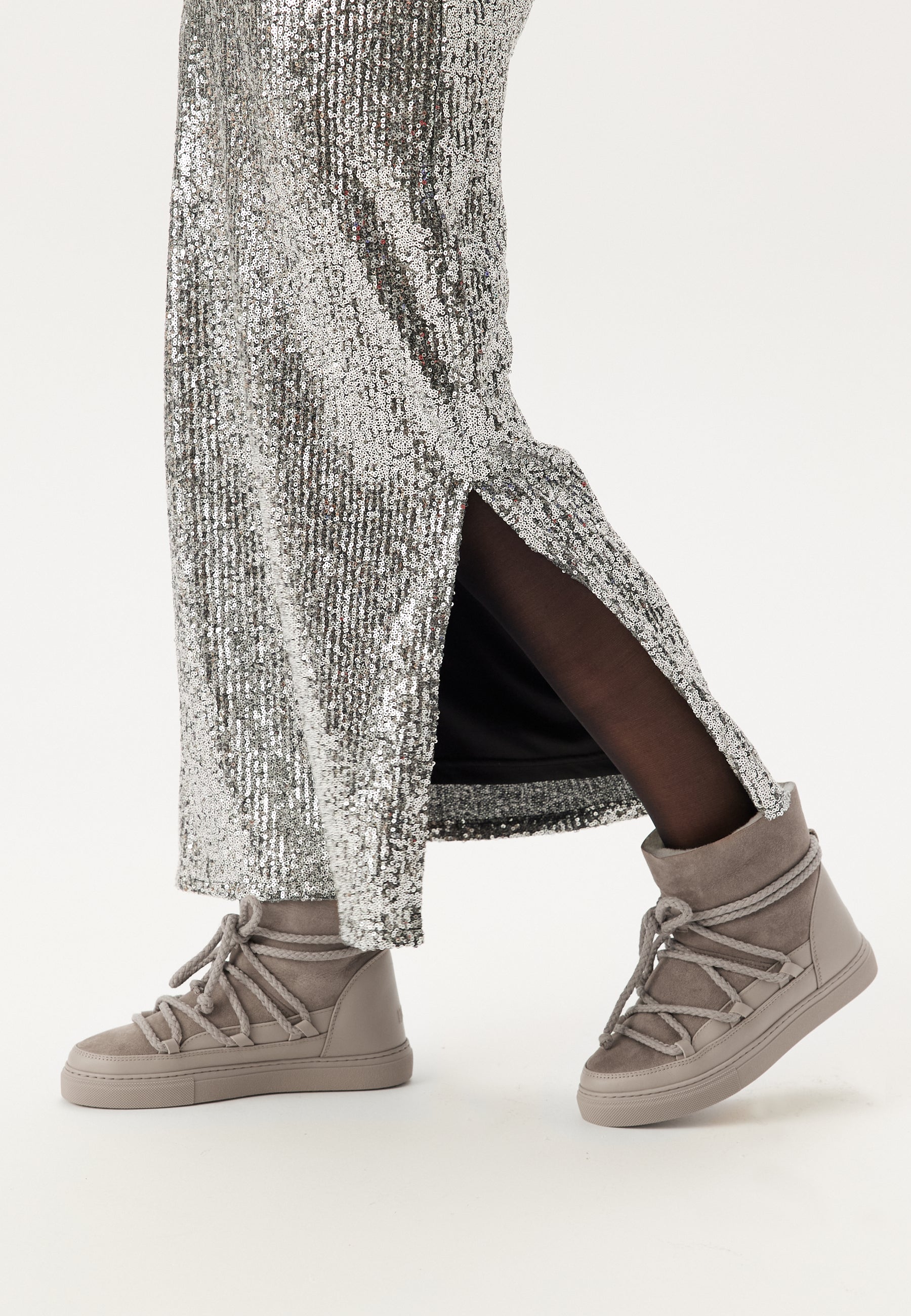 INUIKII Bootsit 'Classic' harmaa
