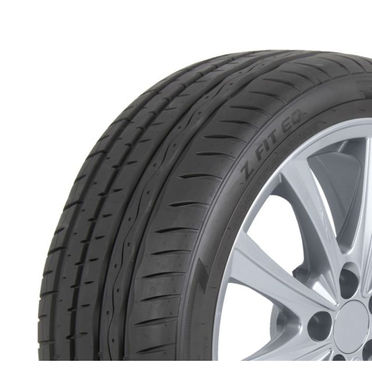 Laufenn Z Fit EQ LK03 275/40 R18 103Y Renkaat