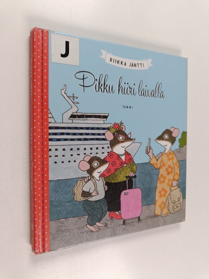 Pikku hiiri laivalla