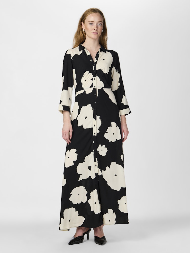 Y.A.S Naisten Maksimekko YASSAVANNA LONG SHIRT DRESS Black Mille