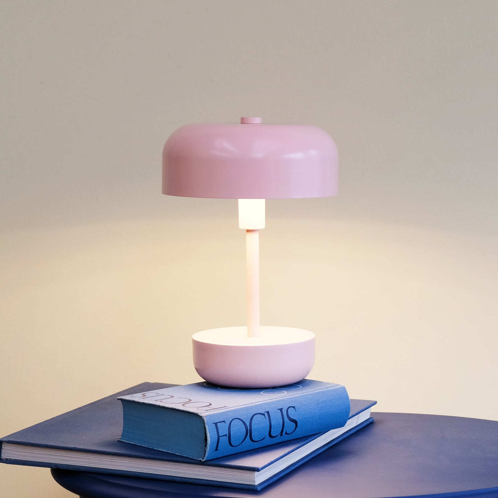 Haipot LED Portable Pöytävalaisin Rose - Dyberg Larsen - Olohuone - Moderni - Metalli - Varjostimella