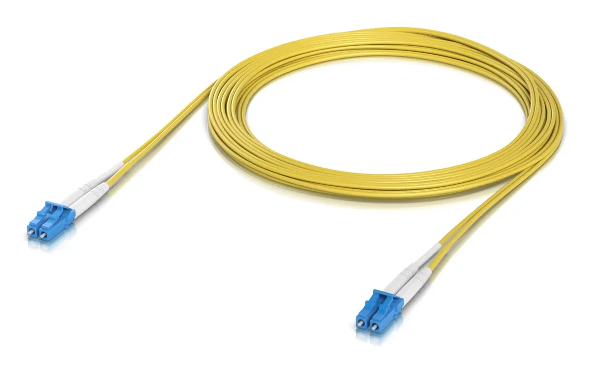 Ubiquiti UniFi patch cable - 5 m - yellow - Keltainen - 5m