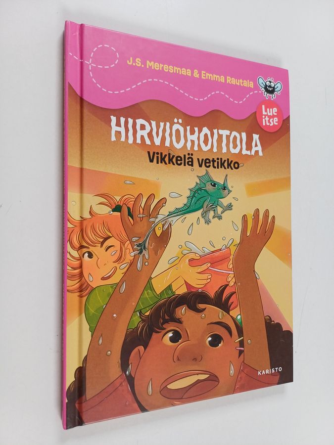 Hirviöhoitola - Vikkelä vetikko