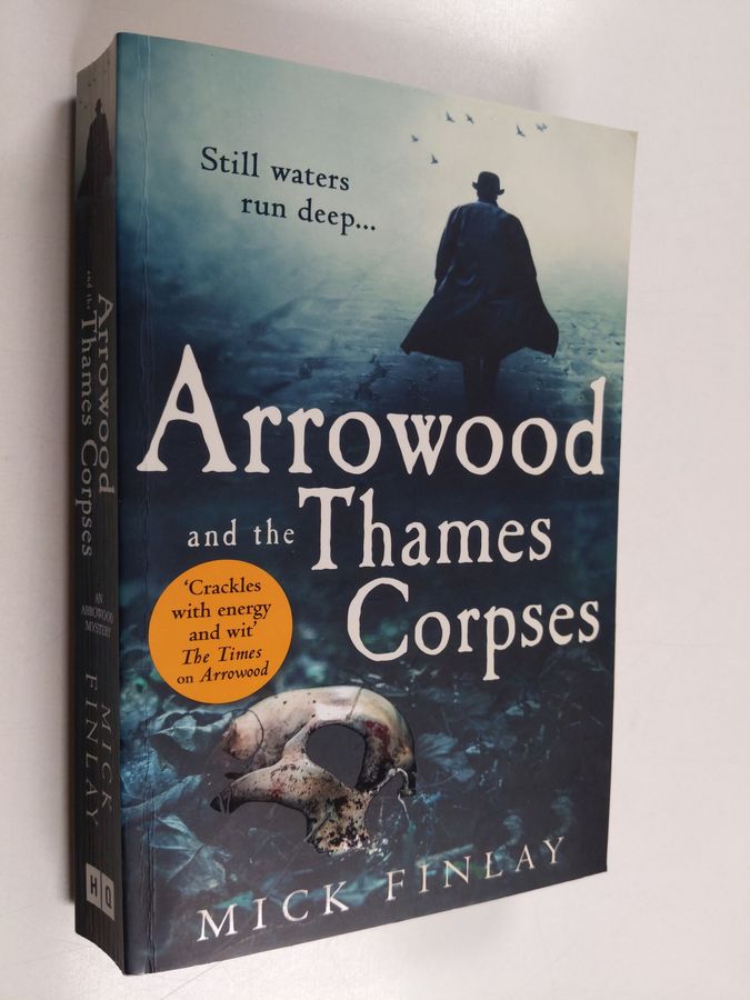 Arrowood and the Thames Corpses