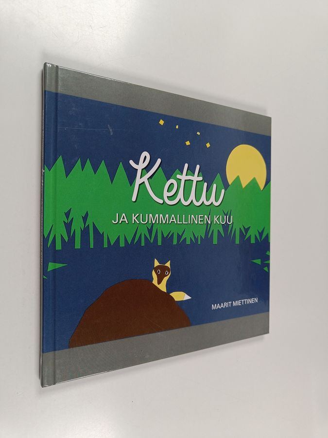 Kettu ja kummallinen kuu