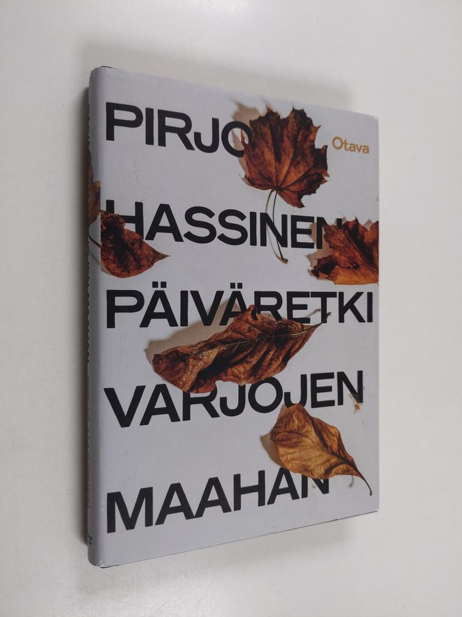 Päiväretki varjojen maahan