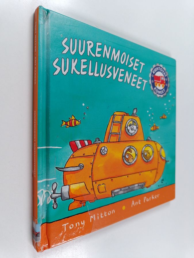 Suurenmoiset sukellusveneet