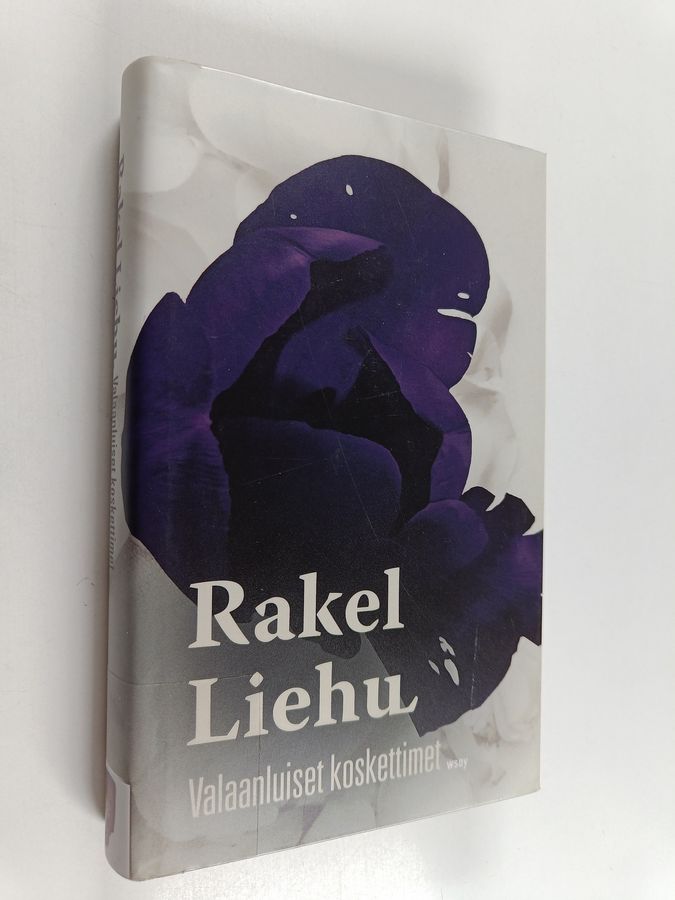 Valaanluiset koskettimet