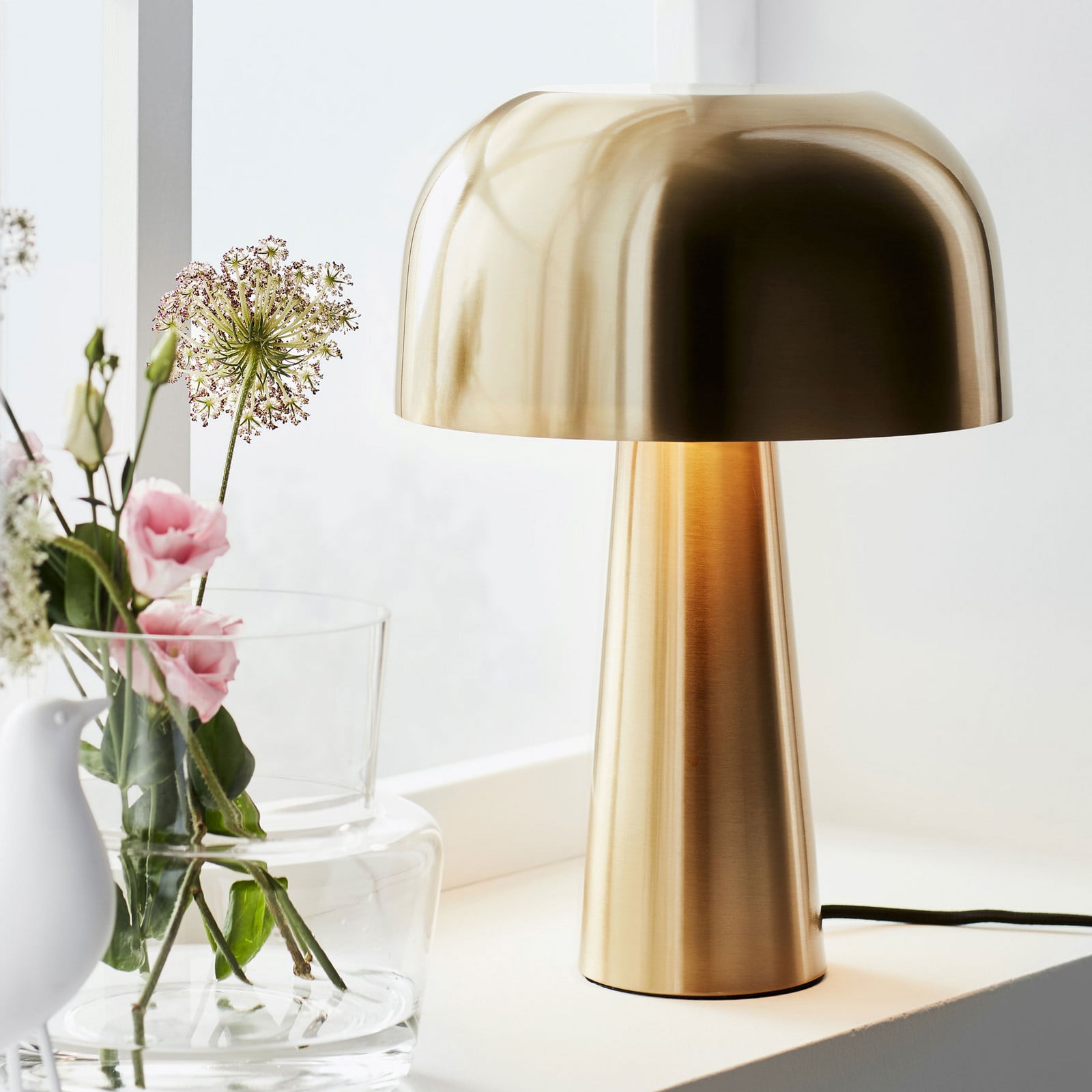 Blanca Pöytävalaisin Pronssi - Markslöjd - Olohuone - Design - Metalli - Varjostimella