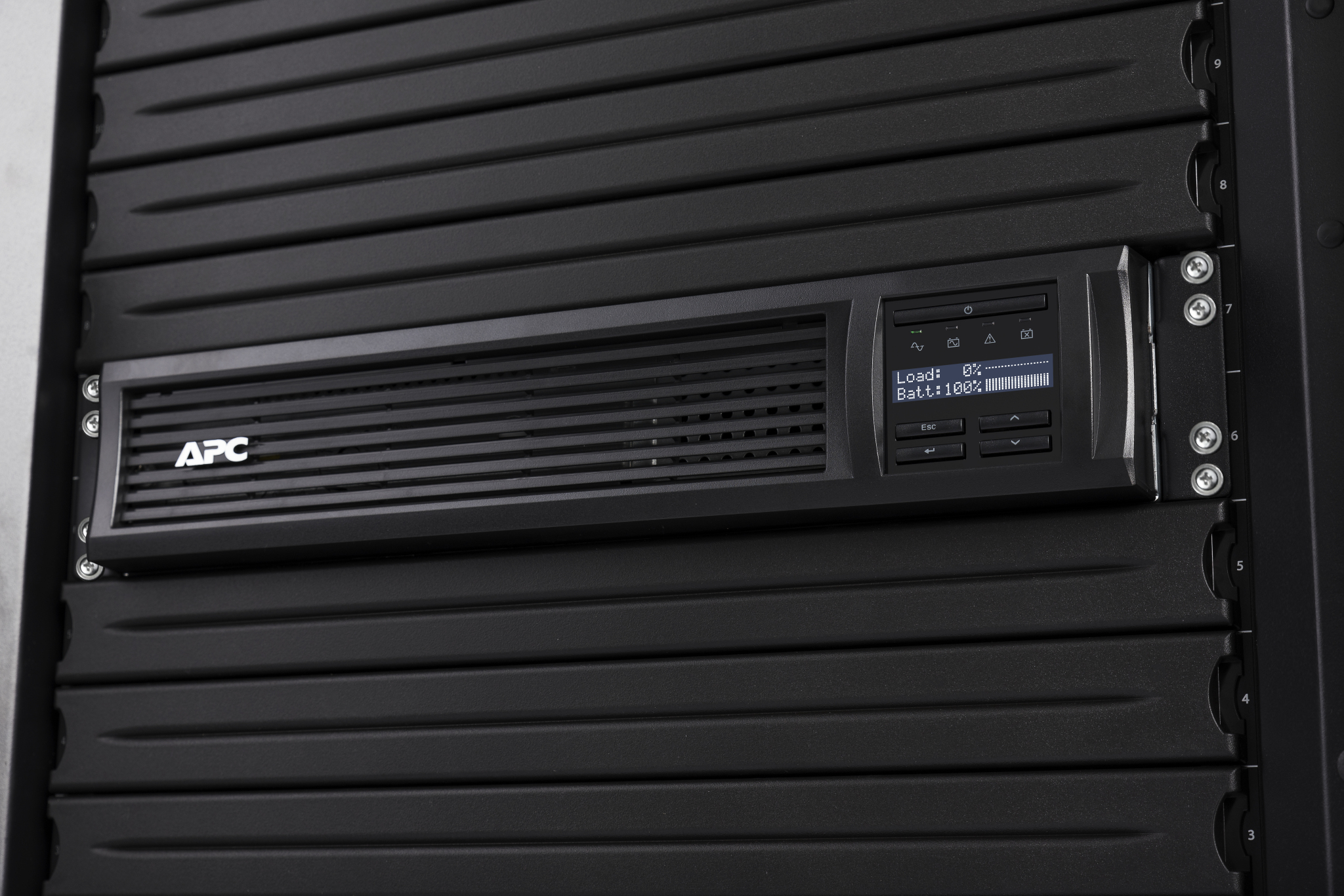 APC Smart-UPS 2200VA LCD 19" 230V SmartConnect