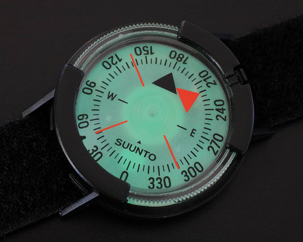 Suunto M-9 kompassi