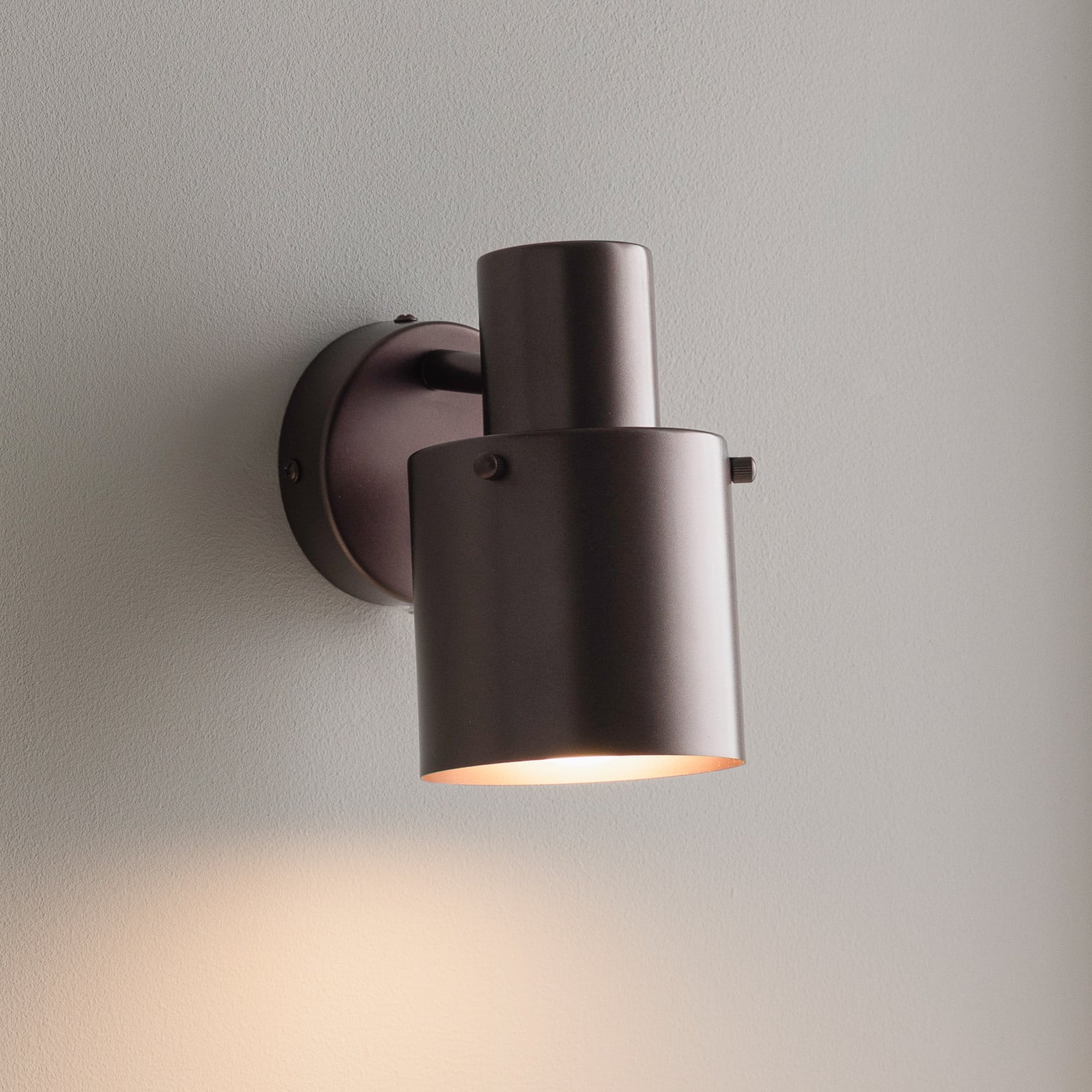 Clark-seinäkohdevalaisin, leveys 10 cm, pronssinvärinen – Globen Lighting - Olohuone - Skandinaavinen - Metalli - Yksilamppuinen