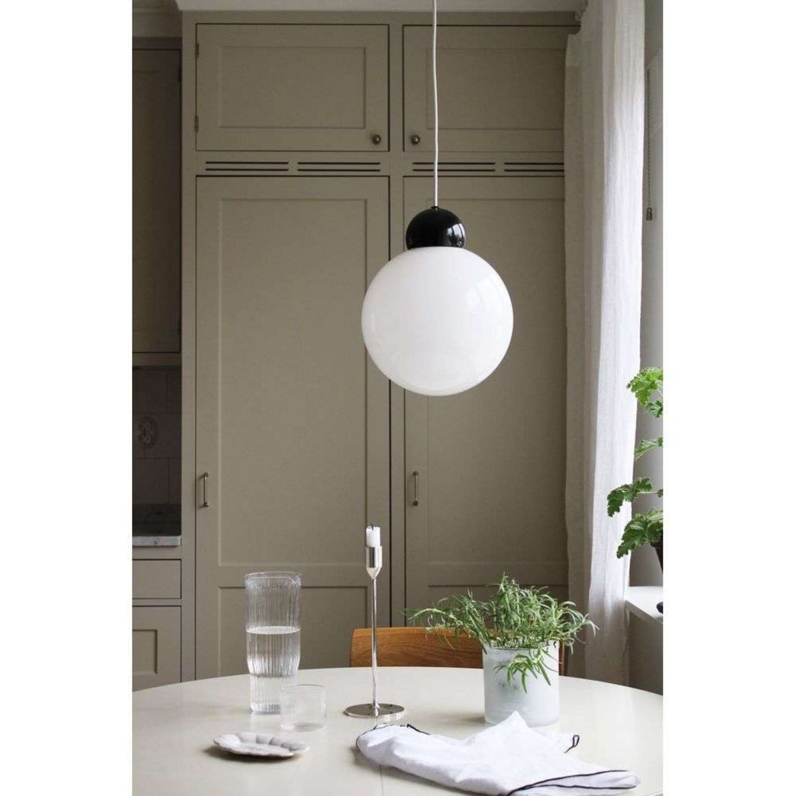 Ripley 25 Riippuvalaisin Beige - Globen Lighting - Ruokailutila - Metalli
