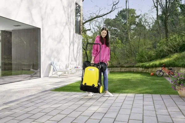 Kärcher S 4 Twin 2-in-1 Lakaisukone - sis. siveltimet kostealle ja kuivalle